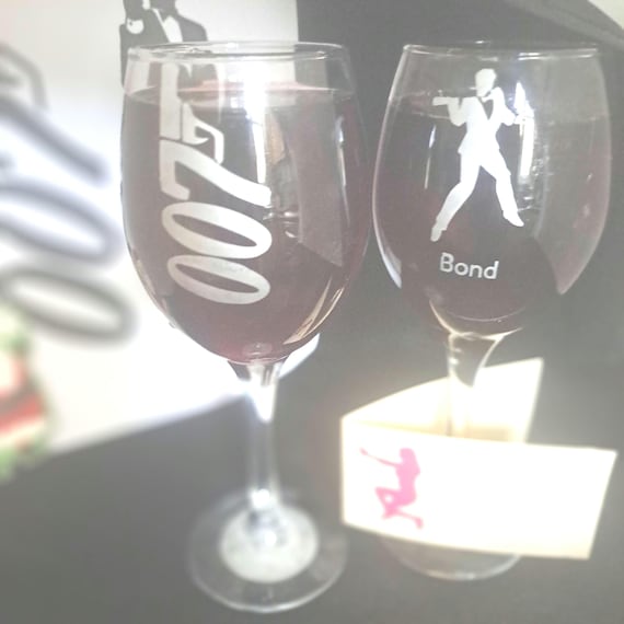 007 James Bond Bond Girl Wine glasses