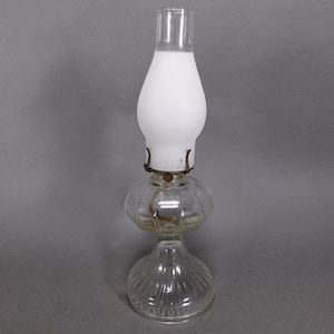 Vtg White Flame Light Co Grand Rapids MI Oil Lamp Burner Open Pedestal Base-10&quot;