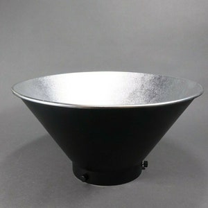 Photo Flash Head Deep Dish 14&quot; Reflector Shade with 5.5&quot; Diameter Mounting Ring