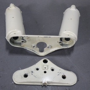 Johnson 1959 5.5 hp, CD-16 Carburetor Manifold