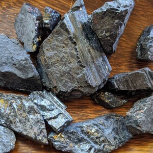 Raw Black Tourmaline / black gemstone / bulk lot / wholesale / mineral / tourmaline /chakra / cleansing / raw crystals / home decor crystals
