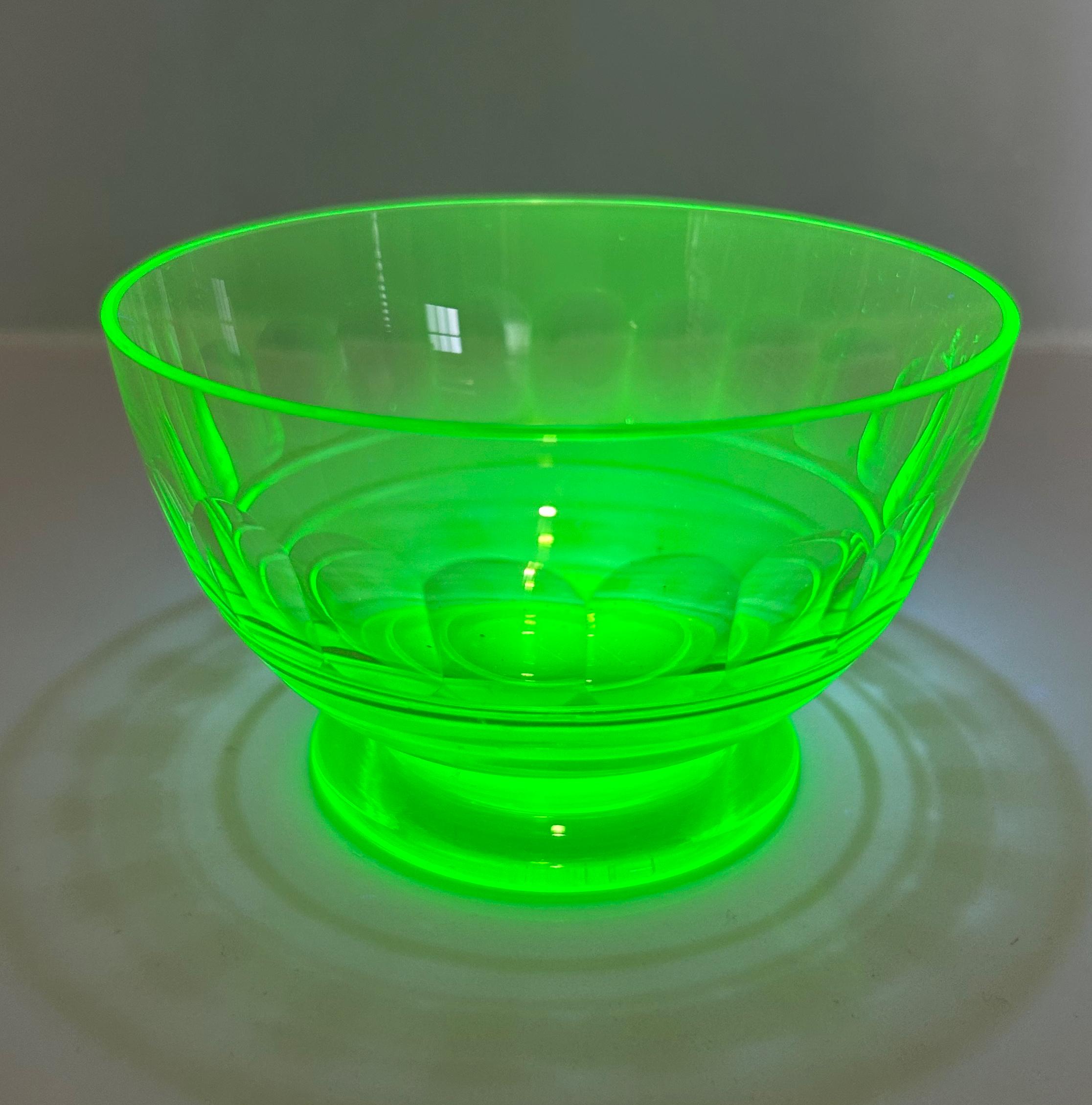 Uranium Glass Berry Bowl - Etsy