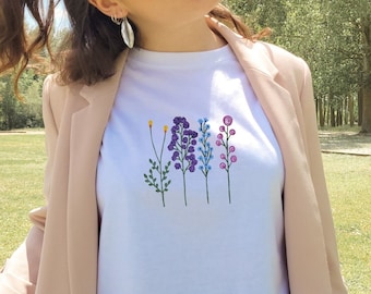 Minimalist Tshirt with delicate flower print in vivid colors, Botanical Wildflowers Women Tshirt Gift for Happy Flower Lover Tshirt