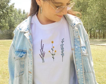 Tshirt minimalist casual small flowers, simple casual Tshirt floral, watercolor wildflowers cotton Tshirt, summer flower Tshirt  trendy