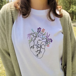 Anatomic Heart White Tshirt - Wildflowers Inspired Graphic Tee - Unique Gift Idea - Minimalist Flower Tshirt - Best Woman Gift