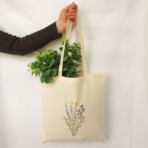 tote bag bouquet de fleurs, cadeau pour femme, tote bag pour fille, sac en tissu fleuri, sac en tissu résistant, sac écologique