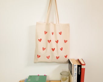 minimalist tote bag, heart tote bag, red heart bag, heart tote bag pattern, heart tote, tote bag aesthetic, bridesmaid tote bag, cute tote