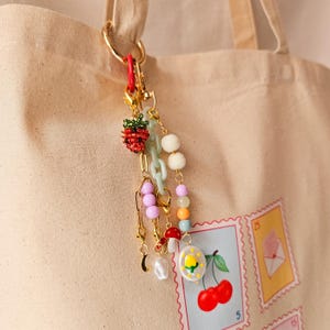 Porte-clés breloque fraise pour sac à main, breloque citron pour sac fourre-tout, accessoire de sac mignon, cadeau tendance pour fille
