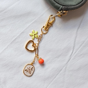 Porte-clés breloque orange pour sac, breloque abeille pour sac fourre-tout, accessoire mignon pour sac en tissu, cadeau tendance pour fille
