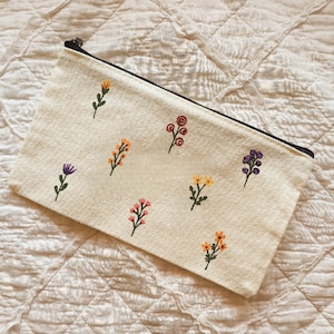 pencil case cute, floral pencil pouch, aesthetic pencil case, cute pencil pouch, unique pencil case, zipper pencil pouch floral