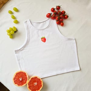 Strawberry Crop Top, Fruit Vintage Aesthetic Top, Retro Printed Shirt, Fitted Graphic Tee, Fruit Lover Gift, Trendy Short Top, Artsy Fashion