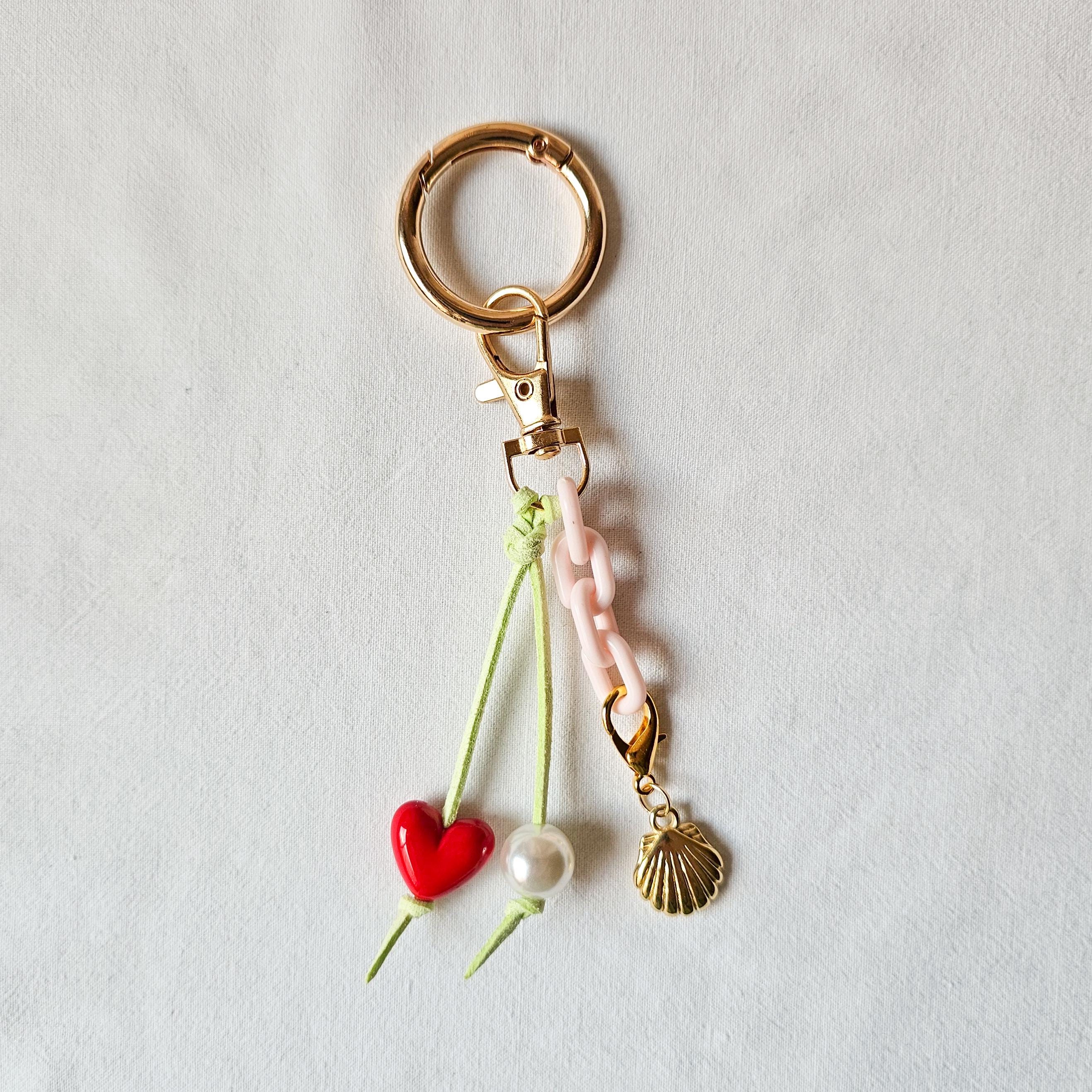 YRMLYMOP Pink Seashell Keychain - Crystal Rhinestone Beach Keyring & Bag Charm For Women