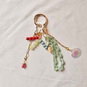 Küstentaschenanhänger, Muschel-Schlüsselanhänger, tropisches Pitaya-Accessoire, Strandtaschenanhänger, Sommergeschenk für Mädchen, süßer Muschel-Schlüsselanhänger