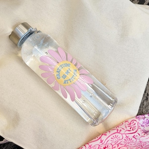 preppy daisy clear plastic water bottle, clear water bottle with strap, reusable water bottle, transparent plastic cup, cute reusable bottle
