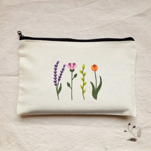 cool pencil case for school, soft pencil case girls, cute pencil pouch, college school supplies, boho pen case, pencil pouch aesthetic