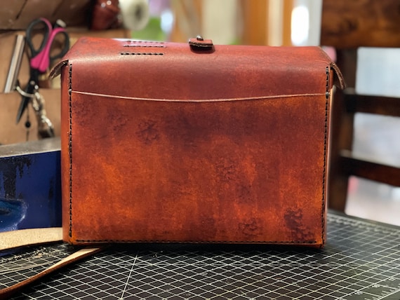 PATTERN to Create a Vintage Swiss Army Medic Bag SVG and PDF Files Included for Hand or Laser Cutting Etsy Canada
