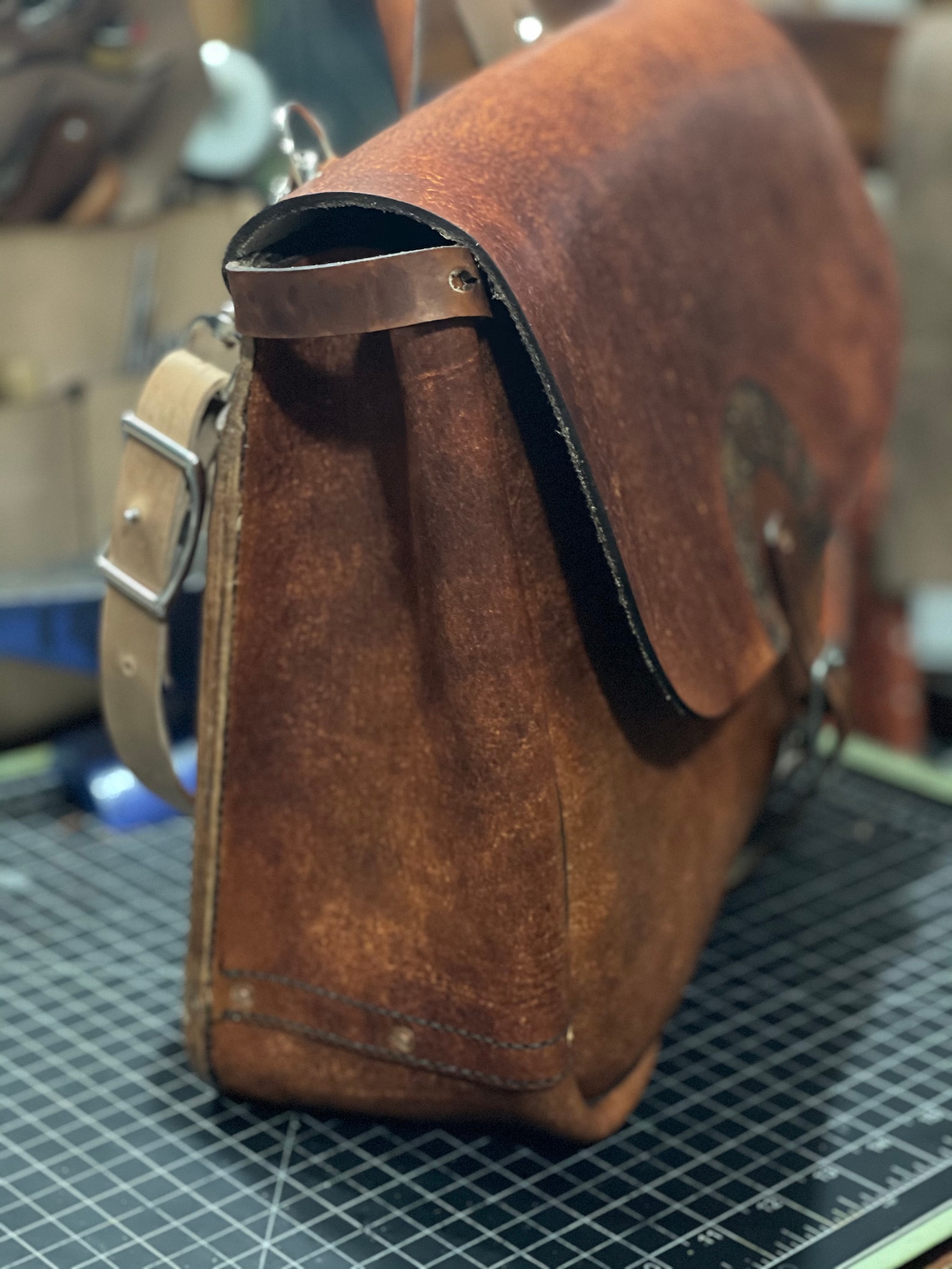 DIY Vintage Leather US Mail Bag Pattern in Pdf and Svg Formats for Hand