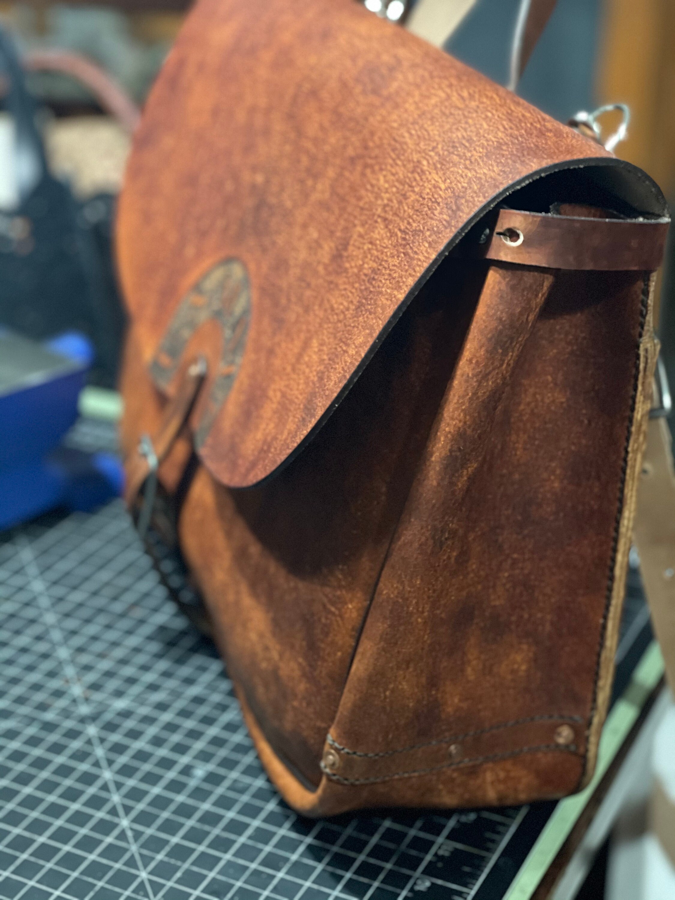 DIY Vintage Leather US Mail Bag Pattern in Pdf and Svg
