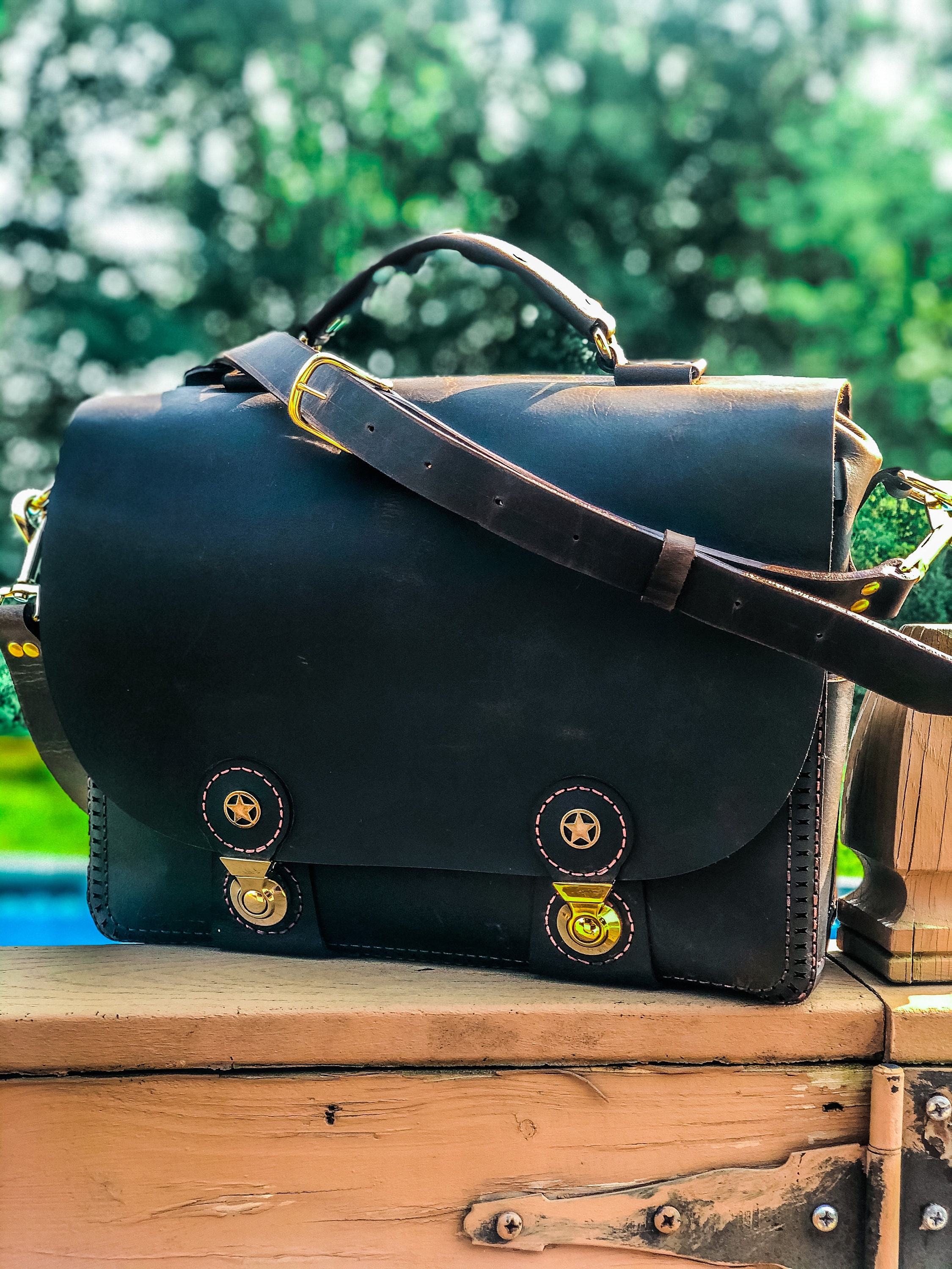 PDF and SVG Pattern to Make Leather Cross Body Messenger Bag