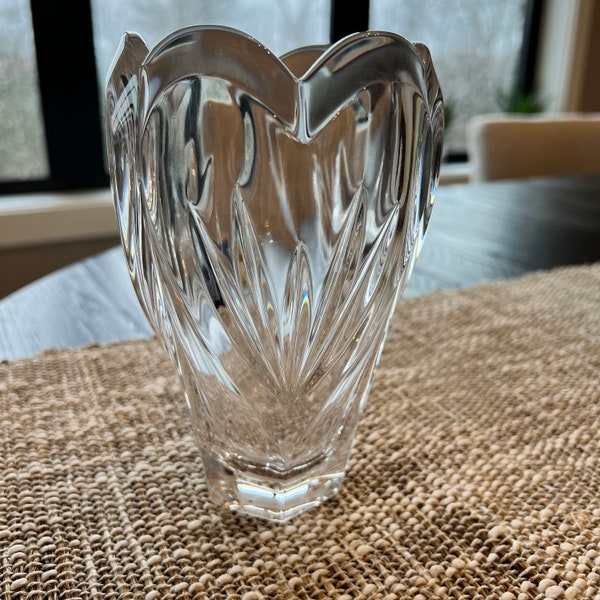 Marquis by Waterford Sweet Memories Heart Pattern Vase.