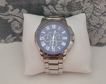 hugo max watch value