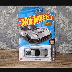 HOT WHEELS SUPER ULTIMATE GARAGE - The Toy Insider