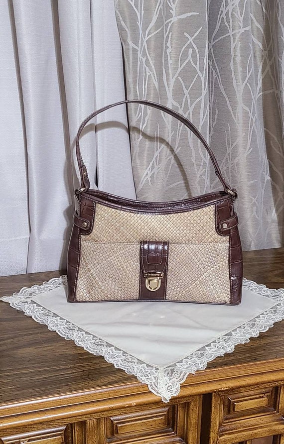 Liz Claiborne LC-1441-P Straw Pattern Shoulder Handbag Purse