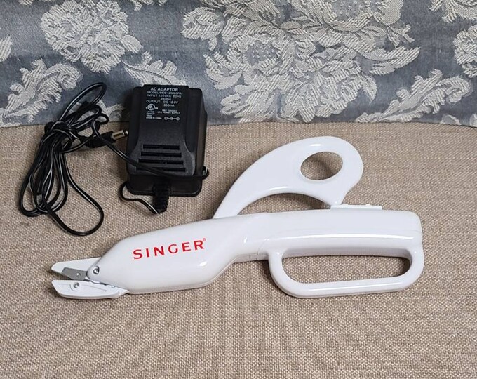 Vintage Singer Smart Scissors Cordless & Battery Powered Fabric