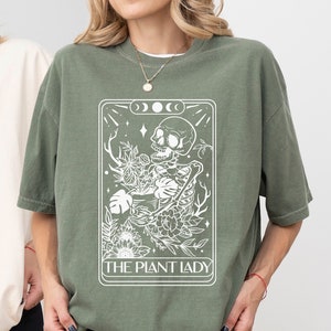 Plant Lady Shirt Plant Lover Gift Plant Lover Shirt Tarot Plant Shirt Gardening Shirt Gardening Gift for Plant Mom Shirt Gift for Gardeners