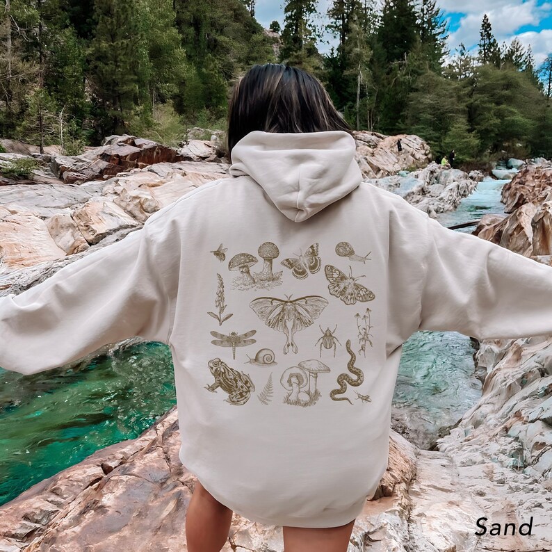 Vintage Cottagecore Sweatshirt Cottagecore Hoodie Vintage Mushroom Hoodie Dark Academia Sweater Forestcore Clothing Goblincore Hoodie