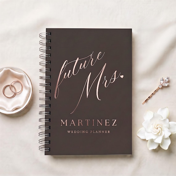 Future Mrs Wedding Planner Engagement Gift Idea for Bride Wedding Planning Book, Elegant Wedding Organizer Bridal Shower Gift for Her