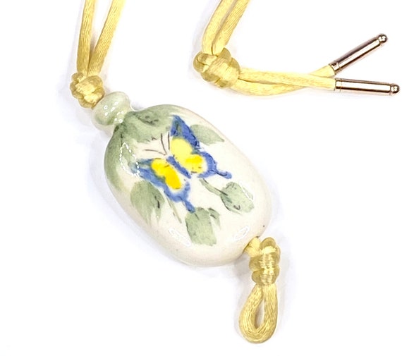 Avon Hand Painted Butterfly Pendant Necklace, Vin… - image 2