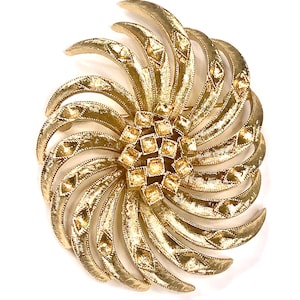 Monet Gold Tone Pinwheel Flower Brooch, Vintage 70s