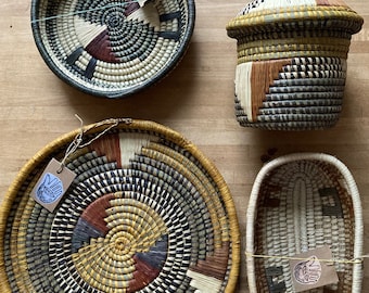 Handwoven Grass Crafts Set - Trio of Shallow Trays, Bowls, or Baskets from Bwindi, southwest Uganda