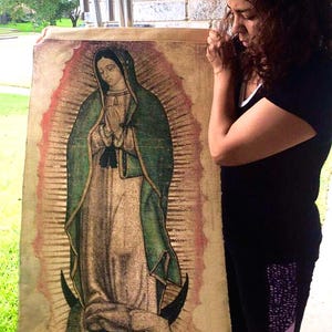 OUR LADY of GUADALUPE Tilma Replica Unique Faux  Jute  #madebycatholics (tm) #guadalupereplica #hechoporcatolicos