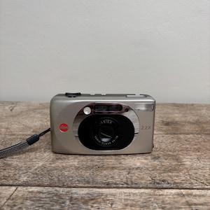 Vintage Leica Z2X Point and Shoot Film Camera