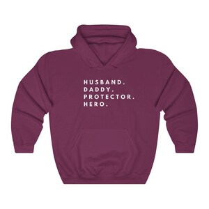 Sudadera con capucha papá protector héroe hombres cumpleaños regalo para él regalos para marido divertida sudadera son sudadera con dichos cumpleaños padre novio