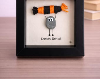 Dundee United Gift for Football Fan – Handmade Pebble Art Frame – Supporter Decor - Unique Keepsake