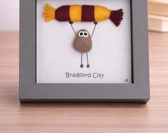 Bradford City Gift for Football Fan – Handmade Pebble Art Frame – Supporter Decor - Unique Keepsake
