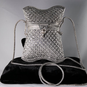 292 Grams / 10.3 Oz, Solid Sterling Silver Purse Handbag Pillow Pocket Repousse Flowers Style, Vintage 925 Marked