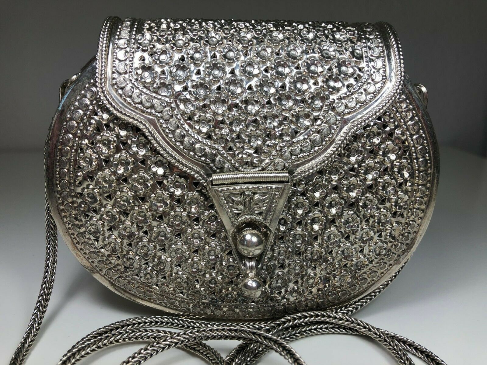 Antique Silver Indian Jaal Purse Bag With Floral and Bird Decoration - Etsy  | Silver clutch purse, Purses, Antique silver