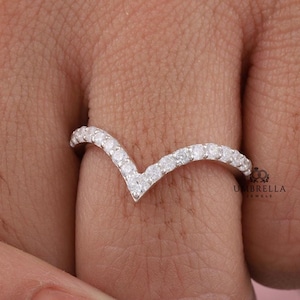 Round Lab Grown Diamond V Shape Band, Full Eternity Round Diamond Wedding Band, Round diamond Chevron Band, Band For Women, Stacking Band