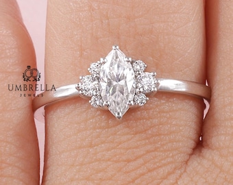 Moissanit Cluster Verlobungsring, Marquise Schliff, Minimalistischer Ring, zierliche 14k Gold Ehering, Einzigartiger Antragsring für Sie, Minimalistischer Ring