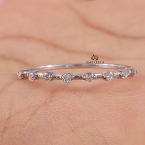 Floating Bubble CVD Diamond Wedding Band, 1.60 MM Round Lab Grown Diamond Band, Half Eternity Band, Stackable/Matching Band, Minimalist Band