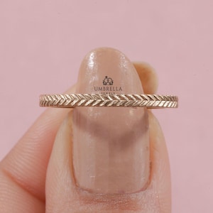 Weizen Ehering, Solid Gold Weizen Jubiläum Band Frauen Blatt graviert Band, zierliche Blumen Paare Ring, minimalistische Natur inspiriert Band