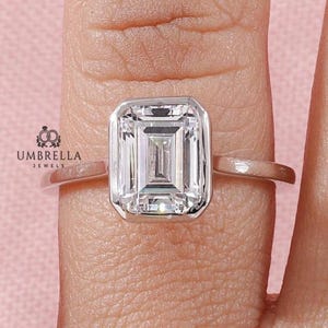 2.5 CT Emerald Cut Moissanite Bezel Set Engagement Ring, 14K White Gold Bezel Ring, Emerald Cut Solitaire Ring, Propose Ring, gift For Her.