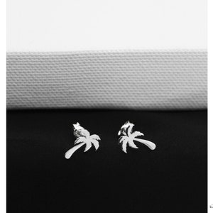 Palm Tree Earrings , Minimalist Earrings , Dainty Earrings , Stud Earrings , 925 Sterling Silver