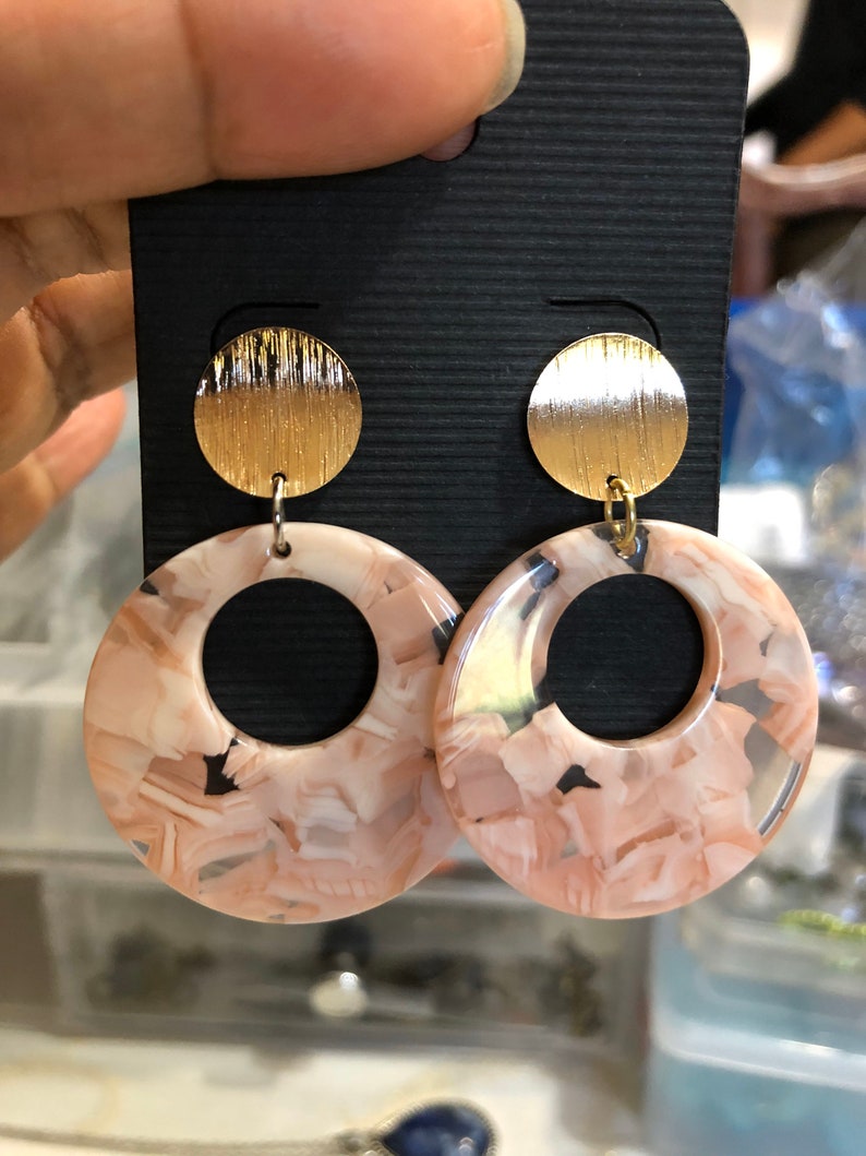Beautiful round acrylic earrings!