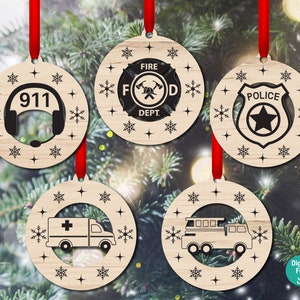 O socorrista cortou enfeites de Natal, arquivo digital, arquivo vetorial de laser, svg, pdf, ai, laser, glowforge 2020 Polícia de bombeiros 911 ambulância