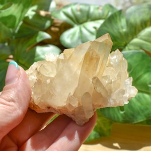 Amas de quartz clair, cristaux de guérison, cristal d&#39;énergie, cristal de clarté